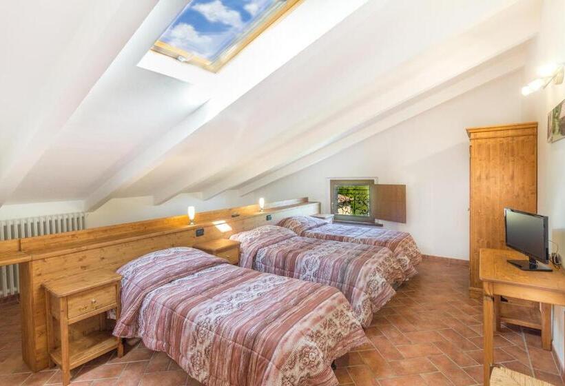 스탠다드 트리플 룸, La Conca