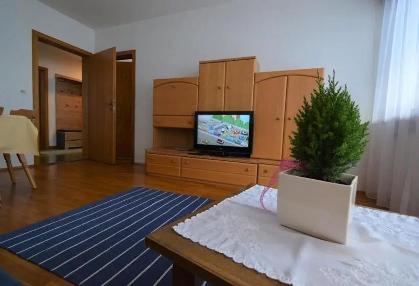 ２ベッドルームアパートメント, Residence Albierch