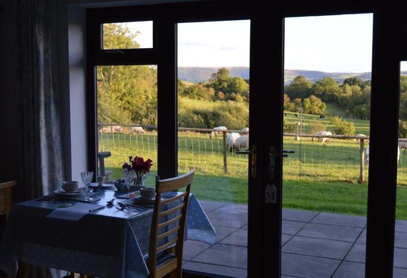 ガーデンビュースタンダードルーム, Smithfield Farm Bed & Breakfast