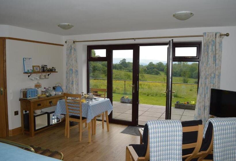 スーペリアースイート, Smithfield Farm Bed & Breakfast