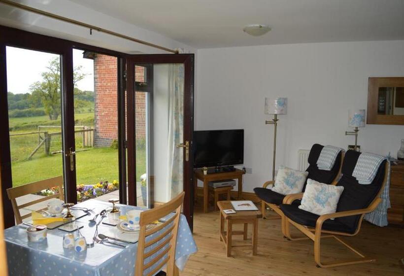 スーペリアースイート, Smithfield Farm Bed & Breakfast