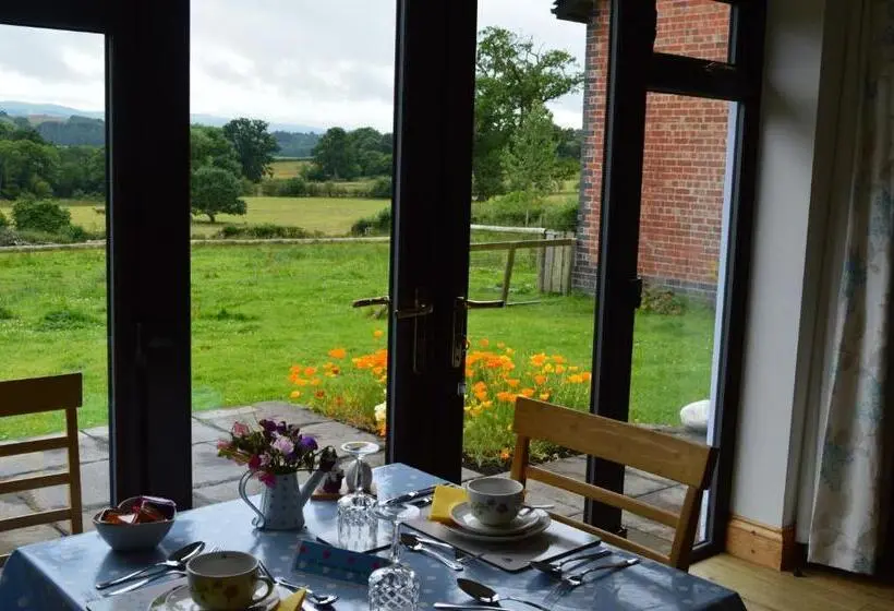 スーペリアースイート, Smithfield Farm Bed & Breakfast
