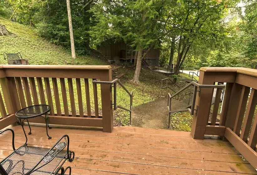 ダブルベッドスタンダードルーム, Cumberland Falls State Resort Park