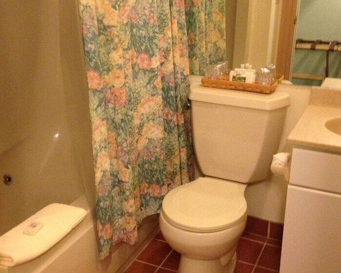 سوییت, Chambery Inn