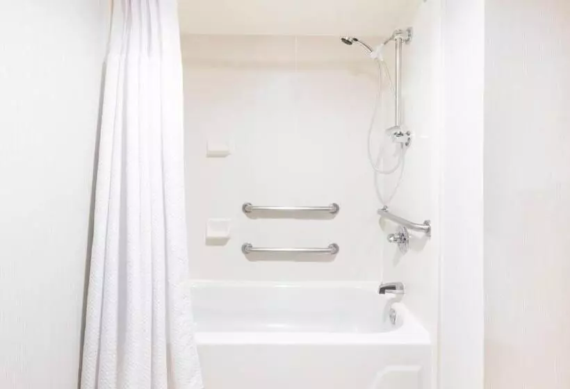 キングサイズベッドのスタンダードルーム, Courtyard By Marriott Bloomington