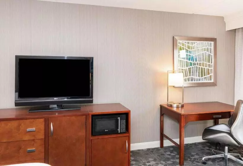 クイーンサイズベッドのスタンダードルーム, Courtyard By Marriott Bloomington