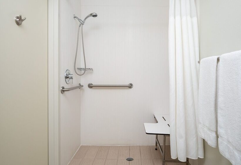 غرفه قياسيه سريرين مزدوجين, Courtyard By Marriott   Naples