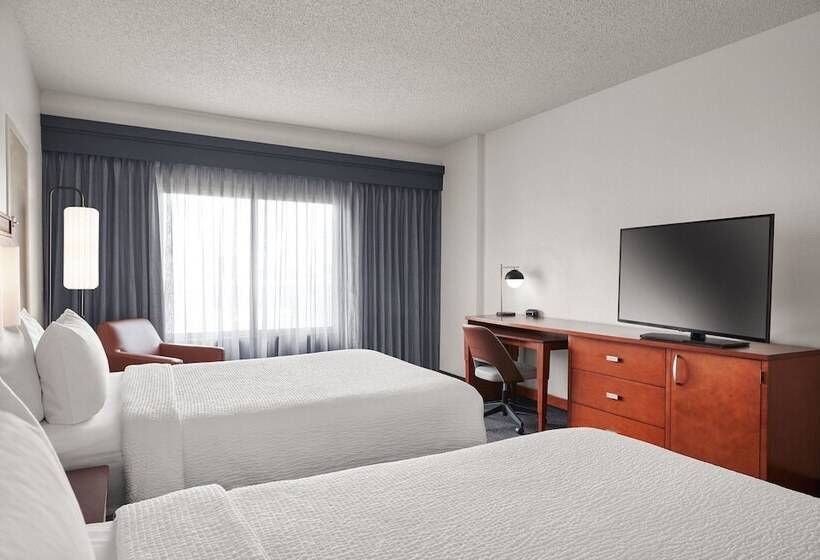 غرفه قياسيه سريرين مزدوجين, Courtyard By Marriott St. Louis Downtown West