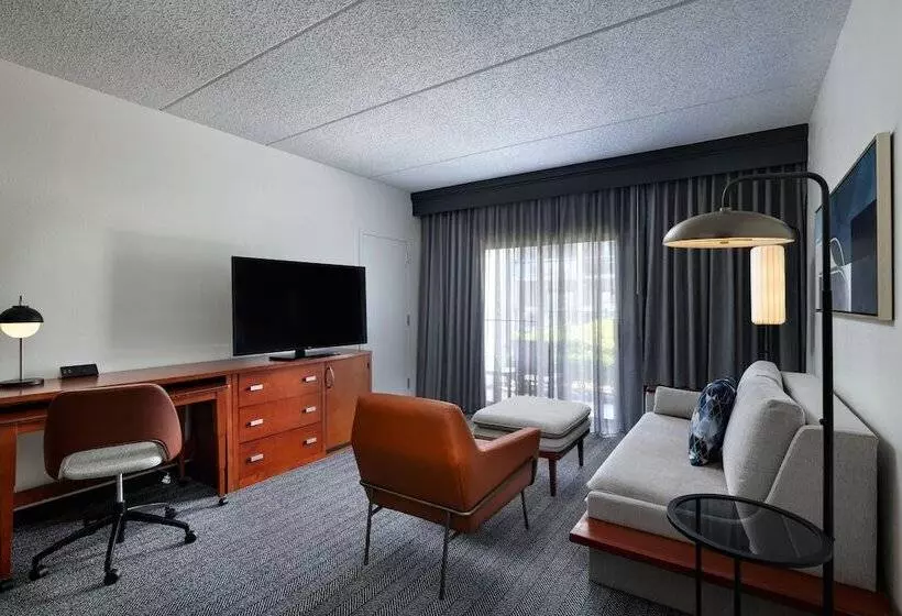 スイート, Courtyard By Marriott San Antonio Downtown