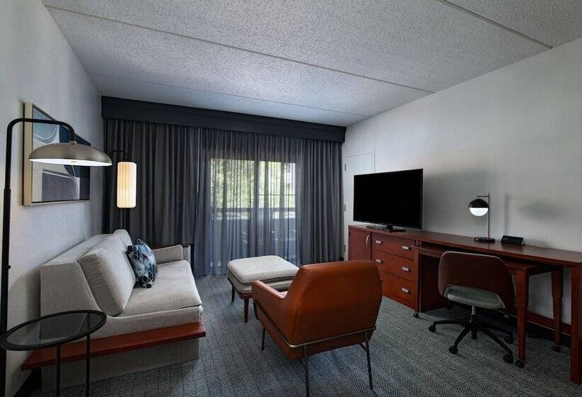 جناح, Courtyard By Marriott San Antonio Downtown