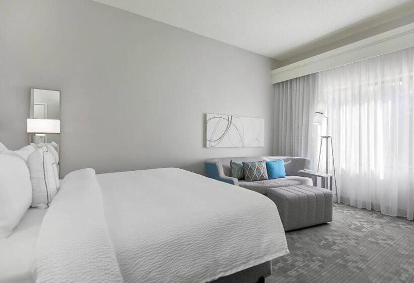 غرفة قياسية سرير كينج, Courtyard Tampa Brandon