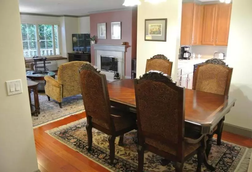 سوئیت 2 خوابه, Cow Hollow Inn And Suites