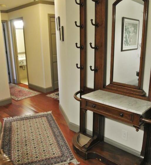 Suite 2 Sypialnie, Cow Hollow Inn And Suites