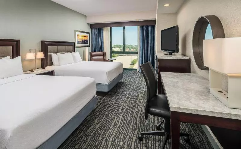اتاق استاندارد, Crowne Plaza Springfield Convention Center, An Ihg