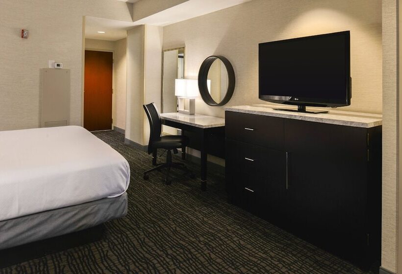 스탠다드 룸, Crowne Plaza Springfield Convention Center, An Ihg