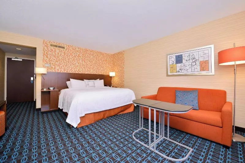 キングサイズベッドのスタンダードルーム, Fairfield Inn And Suites By Marriott Rochester West/greece