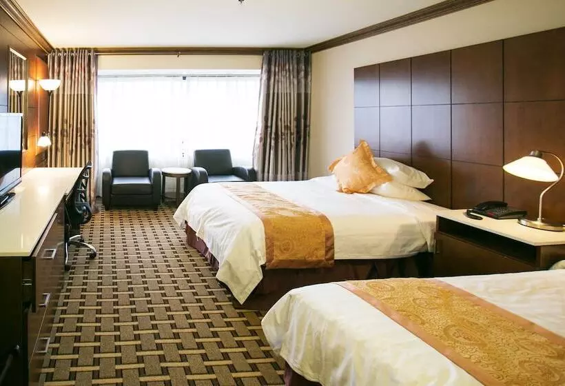 اتاق لوکس, La Crystal Hotel  Los Angeles Long Beach Area