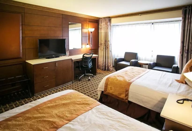 اتاق لوکس, La Crystal Hotel  Los Angeles Long Beach Area