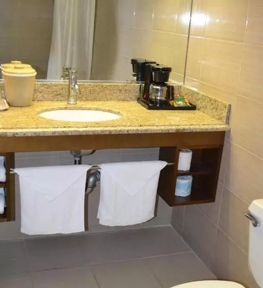 اتاق کلاس بیزنس, La Crystal Hotel  Los Angeles Long Beach Area