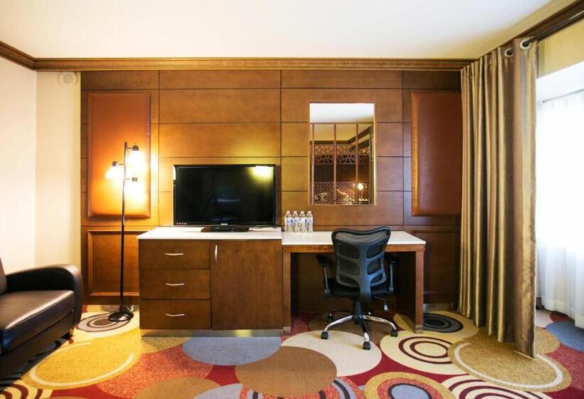 패밀리 스위트, La Crystal Hotel  Los Angeles Long Beach Area