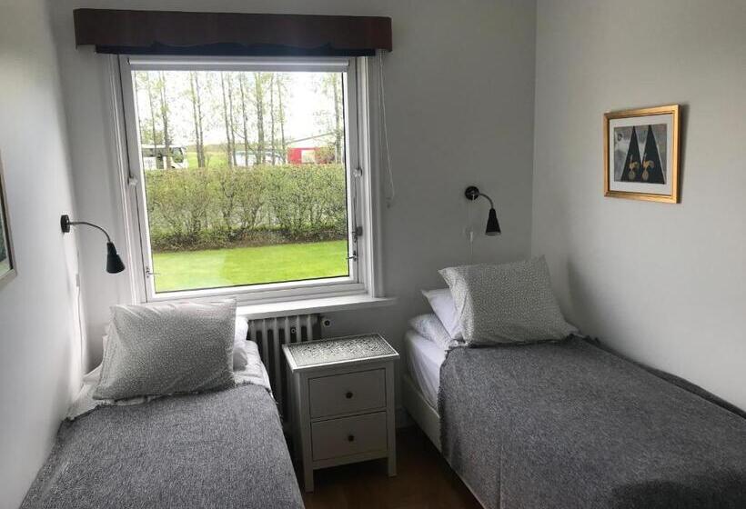 اتاق استاندارد با سرویس بهداشتی مشترک, Spói Guesthouse