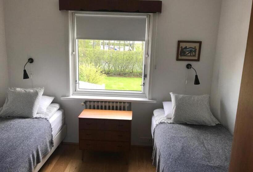 اتاق استاندارد با سرویس بهداشتی مشترک, Spói Guesthouse