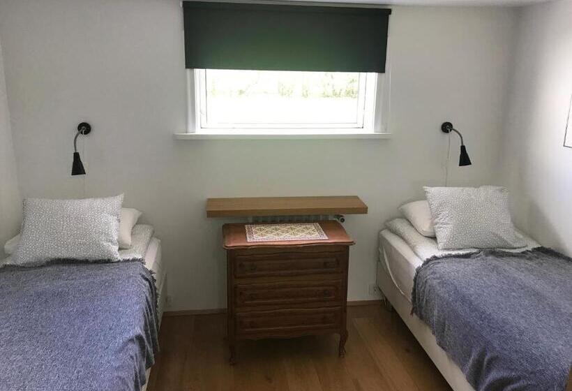 اتاق استاندارد با سرویس بهداشتی مشترک, Spói Guesthouse