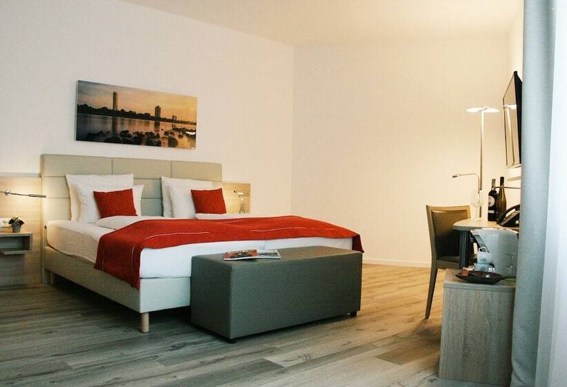 수피리어 룸, Four Stars By City