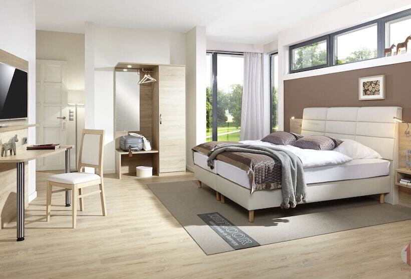 Номер Superior, Four Stars By City