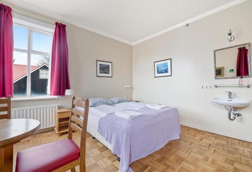 اتاق استاندارد سه تخته با سرویس بهداشتی مشترک, Baldursbrá Guesthouse Laufásvegur