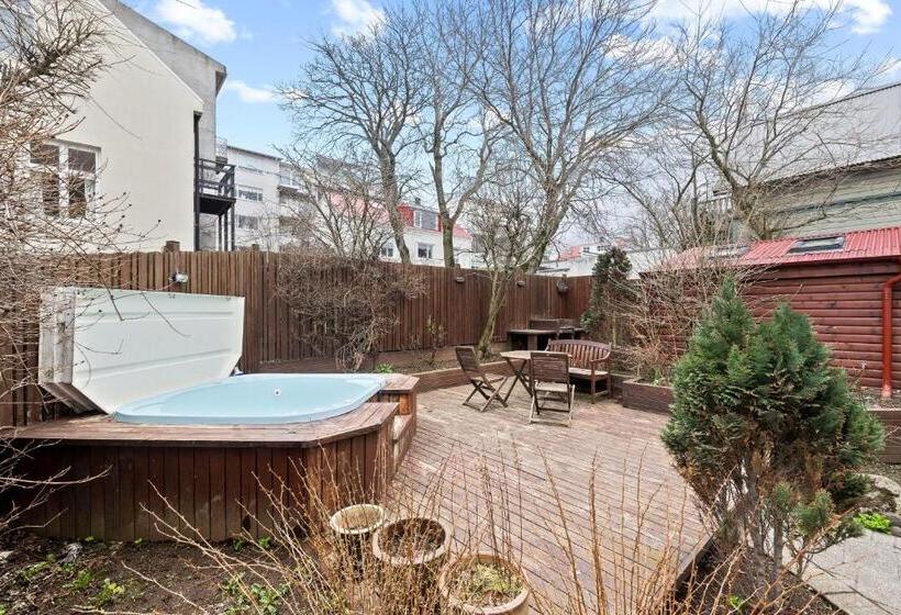 خانه 3 خوابه, Baldursbrá Guesthouse Laufásvegur