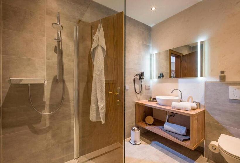 Номер Комфорт, Haus Central