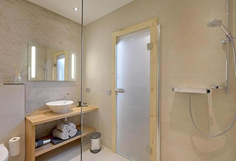Номер Deluxe, Haus Central