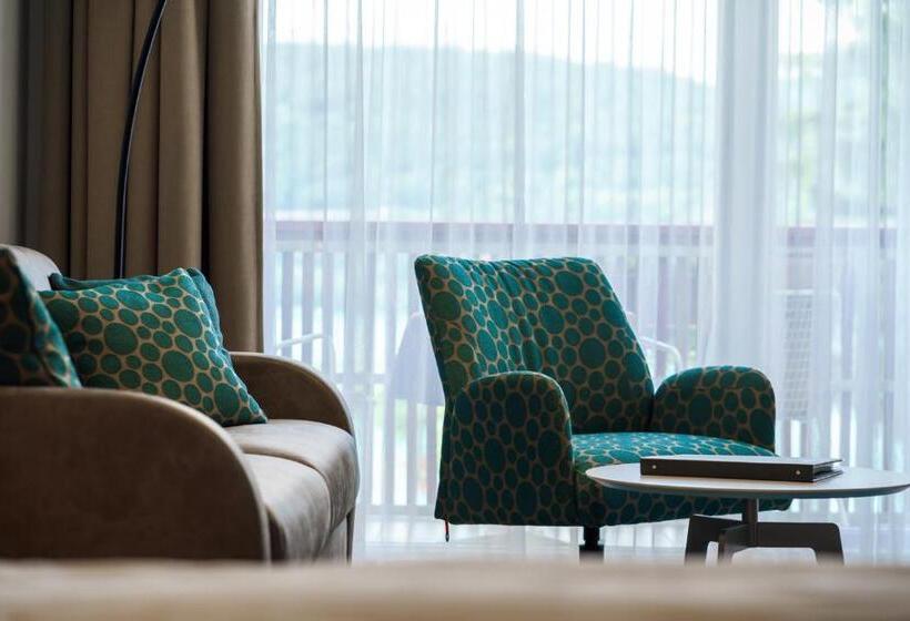 Номер Deluxe Вид на Озеро, Seehotel Vinzenz