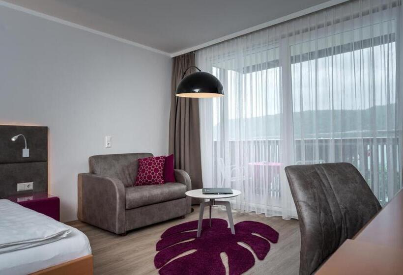 Superior room with lake view, Seehotel Vinzenz