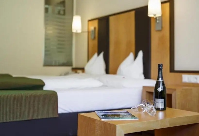 Romanttinen Huone, Seehotel Vinzenz