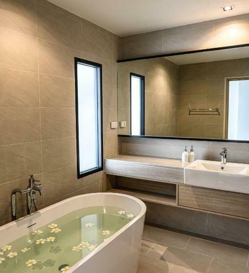 סוויטה, Isanook Resort & Suites Hua Hin