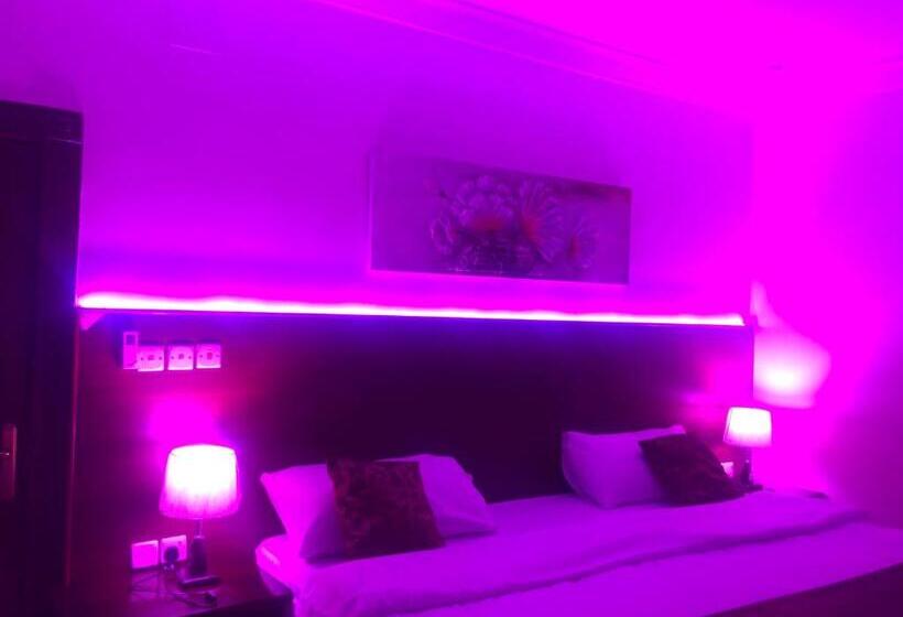 デラックスルーム, أضواء رفا 2