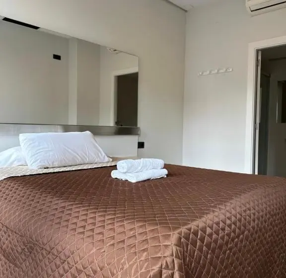 آپارتمان 1 خوابه, Aparthotel Montcada