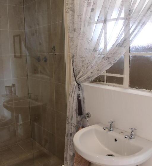 Economy Room, Mon Reve