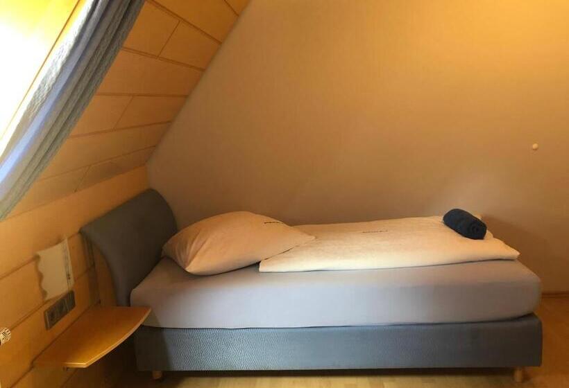 标准单人间, Gasthof Zum Hirsch