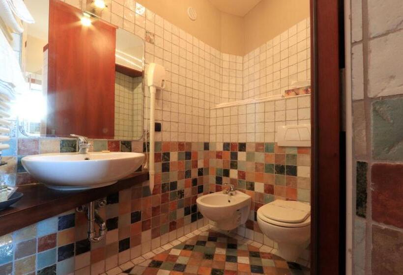 سوییت سوپریور, Felicin  Palazzo Boeri Panoramic Suites