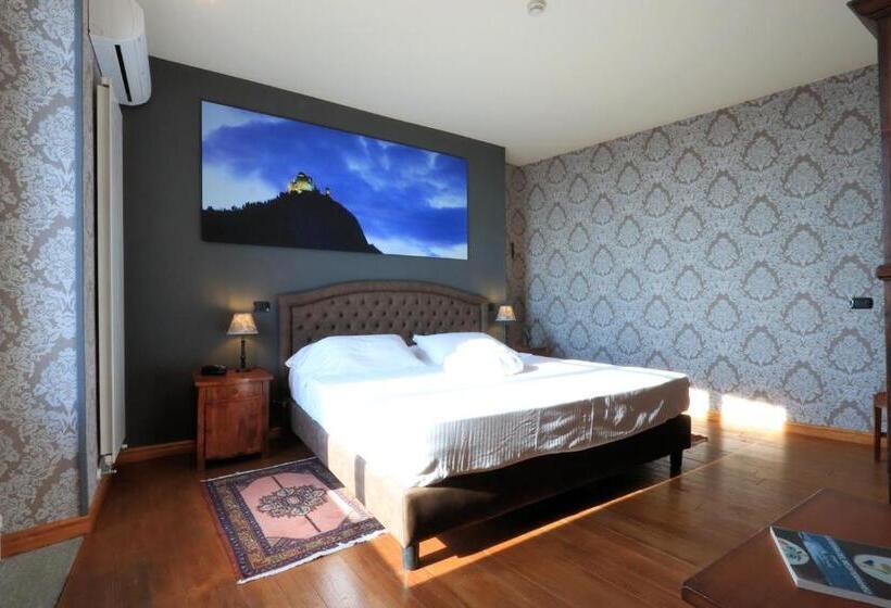 سوییت سوپریور, Felicin  Palazzo Boeri Panoramic Suites