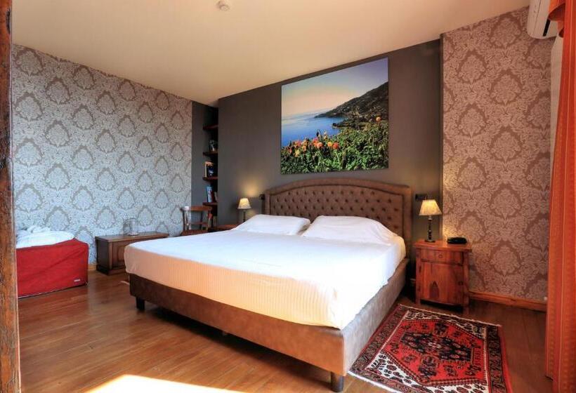 جناح ديلوكس, Felicin  Palazzo Boeri Panoramic Suites