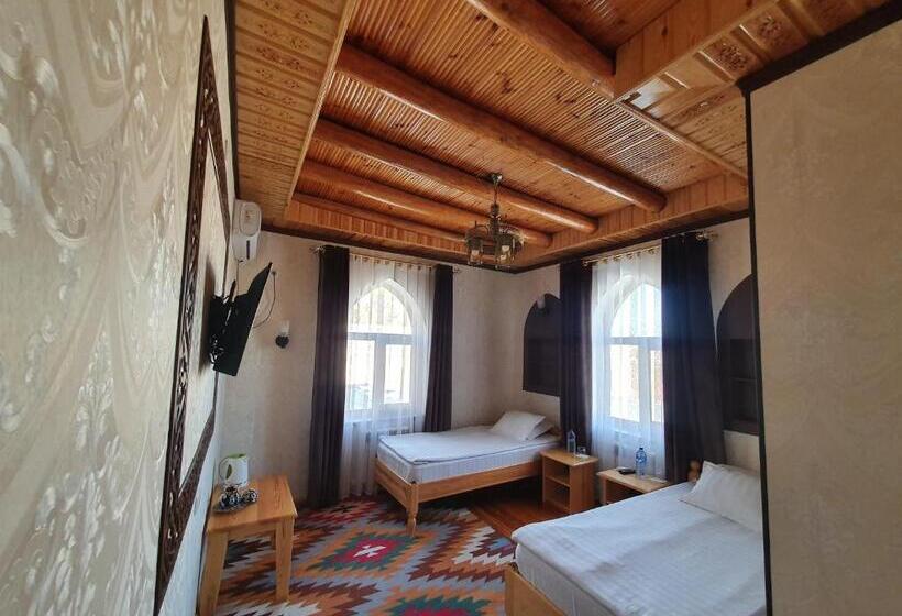 Номер Стандарт, Khiva Siyovush