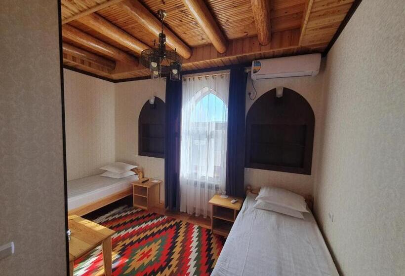 スタンダードルーム, Khiva Siyovush