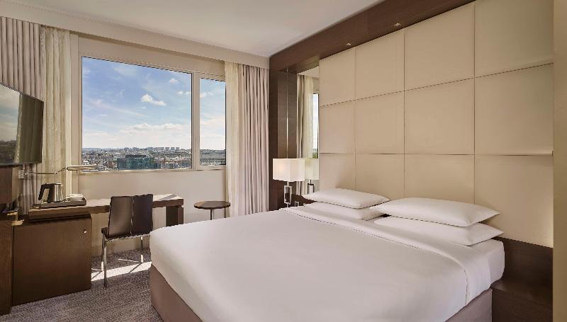 Quarto deluxe, Four Points By Sheraton Surabaya, Pakuwon Indah