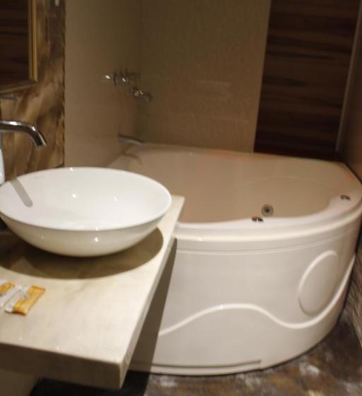 جناح جونيور ديلوكس, Paradis Suite Cusco