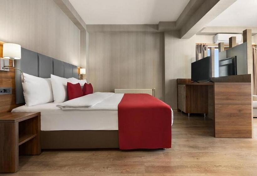 ジュニアスイート, Ramada By Wyndham Van