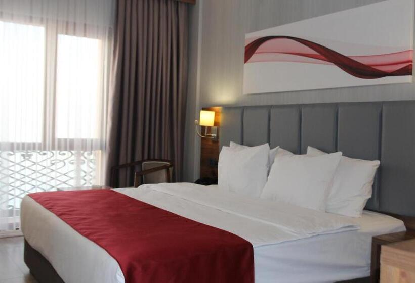 キングサイズベッドのスタンダードルーム, Ramada By Wyndham Van